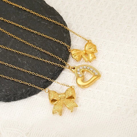 Collana Con Pendente A Fiocco Cuore Placcata Oro 18K Acciaio Inossidabile 304 Ipoallergenica Impermeabile Per Donna