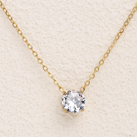 Conjunto De Joyas Clásico Con Circonita Cúbica Redonda Acero Inoxidable Chapado En Oro De 18K Collar Y Pendientes Para Mujeres