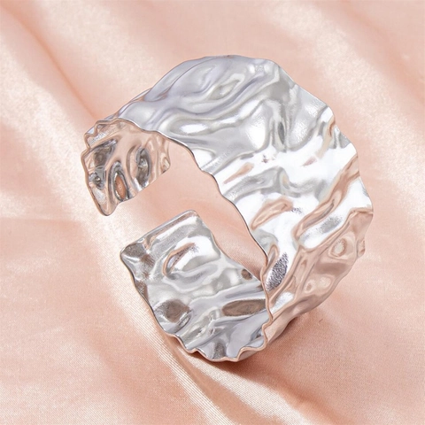 Breiter Armreif Mit Gehämmerter Textur Für Damen Edelstahl 18K Vergoldet Verstellbarer Offener Armreif Schmuck