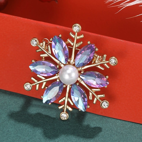 Broche Flocon De Neige Alliage Künstliche Perle Fantaisie Strass Cristal Hiver Noël Corsage De Luxe Épingle Bijoux Pour Femmes