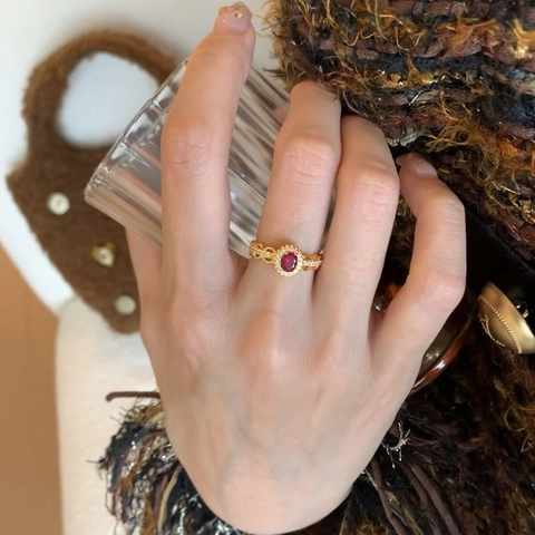Anillo Ajustable Vintage Para Mujer De Cobre Chapado En Oro De 18K Con Circón Rosa Ovalado Y Circonitas Cúbicas