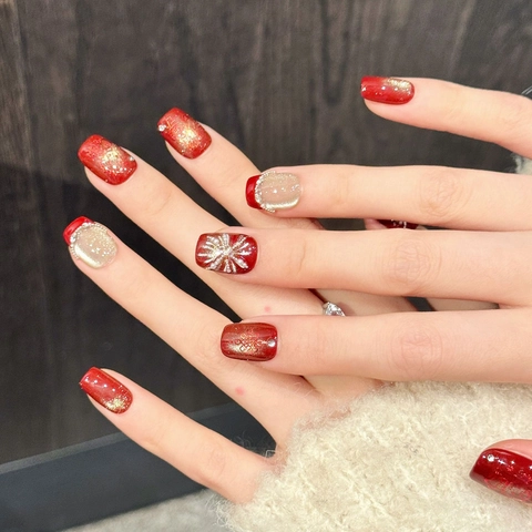Handmade Press On Nails Chinese Style Red Gold Fireworks Pattern Artificial Pearl Decor Short Square Elegant Fake Nails For Women