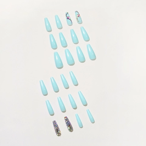 Uñas Postizas Largas Tipo Ataúd De Color Azul Claro Brillante Con Decoración De Mariposa De Diamantes De Imitación
