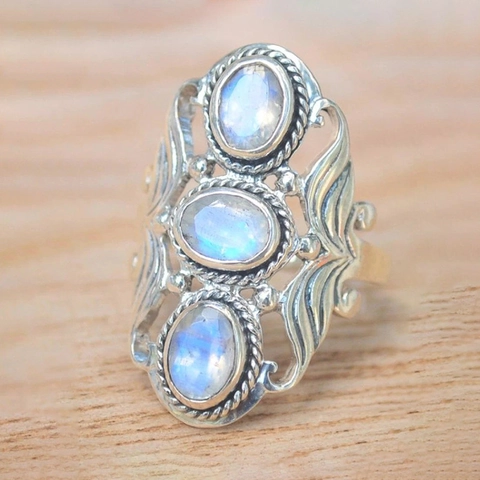Vintage Alloy Ring With Three Oval Imitation Moonstones Ethnic Carved Hollow Pattern Retro Jewelry For Women