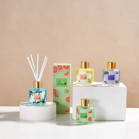 Fruit Scented Reed Diffuser Glass Bottle Fiber Sticks Flameless Essential Oil Diffuser Home Fragrance Decor Ornament