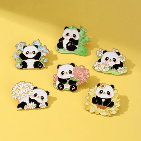 Spilla Bouquet Di Panda Carino Pin Smalto Animale Cartone Animato Gioielli Lega Zinco Distintivo Per Vestiti Cappello Zaino Regalo