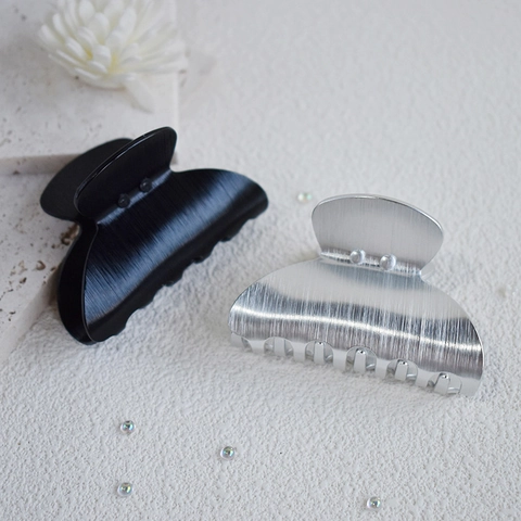 Women Metal Hair Claw Clip Brushed Alloy Heart Shape Shark Clip Simple Hair Accessories Korean Style