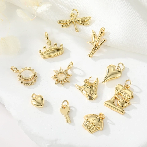 DIY Schmuck Anhänger 14K Vergoldetes Kupfer Sonne Herz Krone Libelle Form Zubehör Für Halsketten Armbänder
