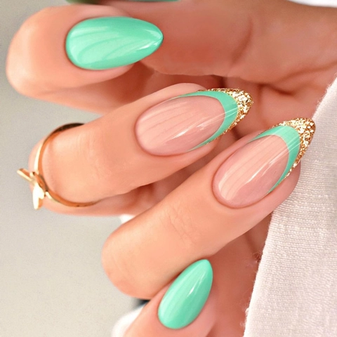Almond Shape Press On Nails Mint Green Glossy Long Artificial Nails With Glitter French Tips And Tulip Pattern For Women
