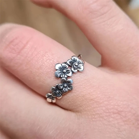 Vintage Floral Cherry Blossom Flower Ring Copper Antique Silver Finish Oxidized Design Jewelry For Women Bridesmaid Gift