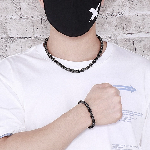 Vintage Hip Hop Grove Titaniumstaal Ketting Halsketting Armband Voor Heren Retro Gun Black Gedraaide Touwschakelketting Sieradenset