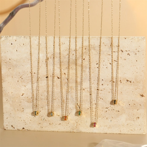 Elegante Collana Con Ciondolo Rotondo in Rame Zirconia per Donna Catena a Graffetta Circolare Geometrica Gioielli Niche