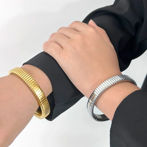 Minimalist Stainless Steel Tubogas Bangle For Women 18K Gold Plated Elastic Stretch Snake Bone Thread Design Bracelet Jewelry