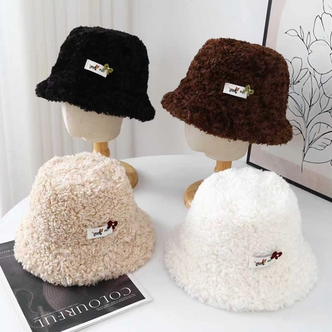 Sombrero de Pescador Cálido de Lana de Cordero para Mujer Gorro de Peluche Grueso Con Lazo Dulce Parche de Dibujos Animados Invierno