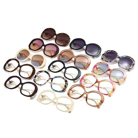 Mode Lunettes De Soleil Rondes Oversize Pour Femmes Monture PC Branches Métalliques Ondulées Décor Künstliche Perle Protection UV400