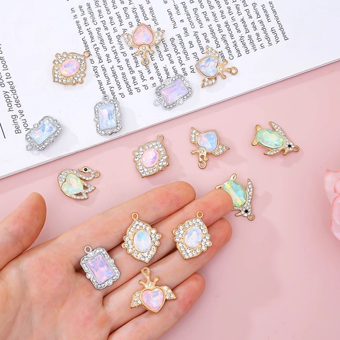 Ciondoli Per Gioielli In Lega Cigno Cuore Rettangolo Pietra Iridescente Strass DIY Creazione Di Collane Orecchini Accessori Elegante