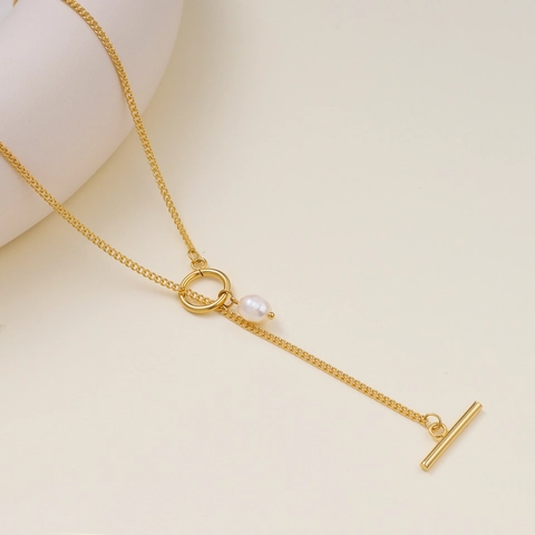 French Style Vintage OT Buckle Necklace 18K Gold Plated Stainless Steel Artificial Pearl Pendant Toggle Clasp Necklace For Women