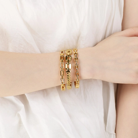 Geometric Hollow Interlocking Bangle Stainless Steel 18K Gold Plated Zircon Inlay Elegant Fashion Jewelry For Women