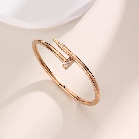 Titanium Steel Nail Shaped Bracelet For Women Zirconia Inlaid Open Adjustable Cuff Bangle Jewelry Minimalist Luxury Gift
