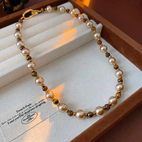 Collier Künstliche Perles Rétro Künstliche Perle Artificielle Pierre Oeil De Tigre Couleur Contraste Bijoux Cuivre Pour Femmes Style Français