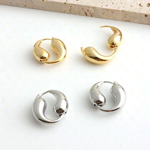 Pendientes De Aro Gota De Agua Latón Chapado En Oro 18K Con Poste De Cobre Minimalista Pulido Geométrico Para Mujeres