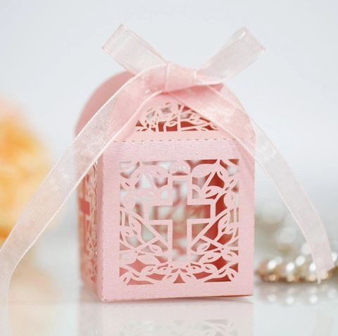 Laserschnitt Kreuz Perlpapier Süßigkeitenbox Hohl Religiöse Geschenkbox Für Hochzeit Taufe Babyparty Partyzubehör
