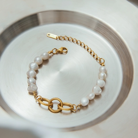 Kunstparel Spliced Armband 18K Verguld Roestvrij Staal In elkaar grijpende Ringen Elegante Verstelbare Sieraden Voor Vrouwen