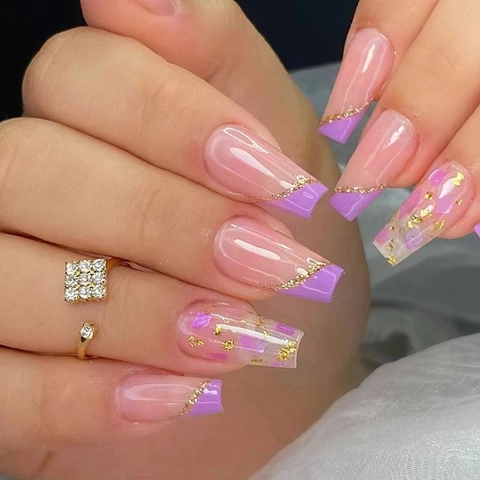 Unghie Finte Press On Coffin Lunghe Con Punte French Viola Foglia D'oro E Glitter Unghie Lucide Eleganti Per Donna