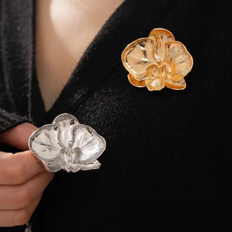 Elegante Orchidee Bloem Broche Voor Dames Vintage Realistisch Bloemblad Getextureerde Legering Speld Sieraden