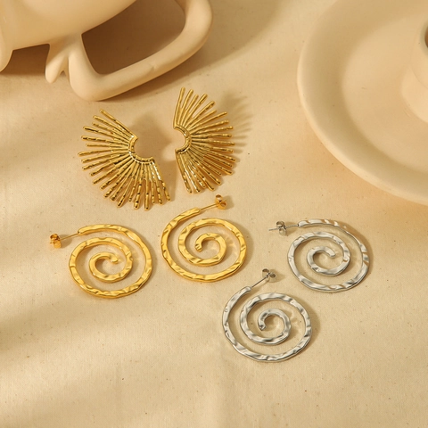 Orecchini A Raggio A Forma Di Ventaglio Acciaio Inossidabile Placcato Oro 18K Retro Francese Gioielli Geometrici Per Donne