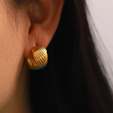 Boucles D'oreilles Créoles Croissant Acier Inoxydable Plaqué Or Sous Vide Torsadées En C Rétro Chic Pour Femmes