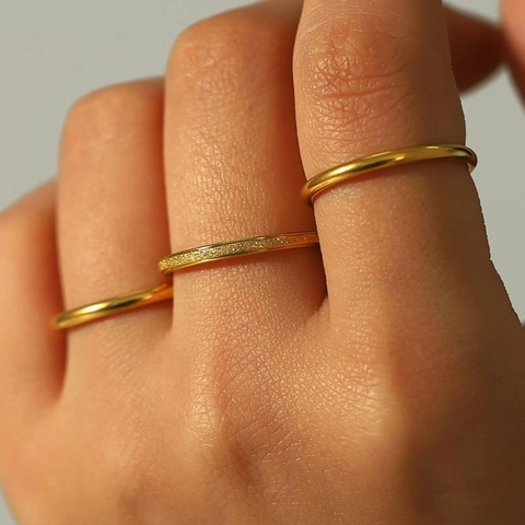 Minimalist Plain Band Rings Stainless Steel 18K Gold Plated Stackable Frosted Polished Non-Tarnishing Jewelry Unisex