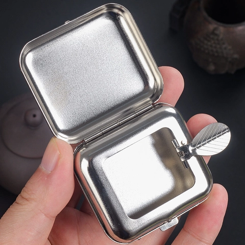Portable Pocket Metal Ashtray Square Mini Smoking Ash Tray With Hinged Lid Leaf Holder For Outdoor Travel Car Use