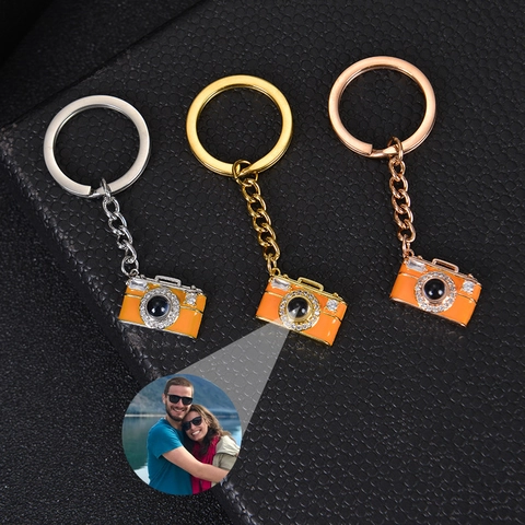 Camera Shape Projection Keychain Copper Material With Rhinestone Photography Theme Accessory Novelty Hanging Jewelry Gift