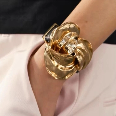 Pulsera de Moda Occidental de Flor de Metal Parches de Cuero Dorado Plata Forma de Rosa Hebilla de Cinturón Ajustable Mujer