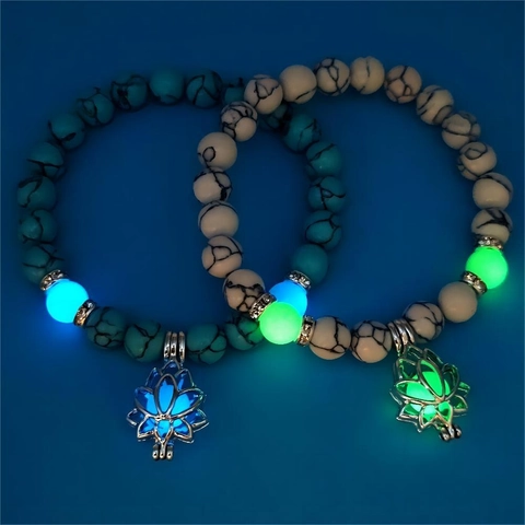 Fashion Luminous Lotus Pendant Beaded Bracelet Yoga Stone Beads Glow In The Dark Elastic Couple Bracelet Alloy Jewelry