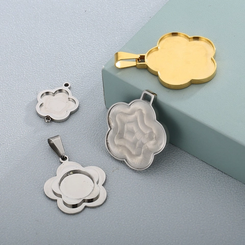 Bases De Colgante De Acero Inoxidable Flor Trébol Bandejas De Bisel Vacías Accesorios De Joyería DIY Pulido
