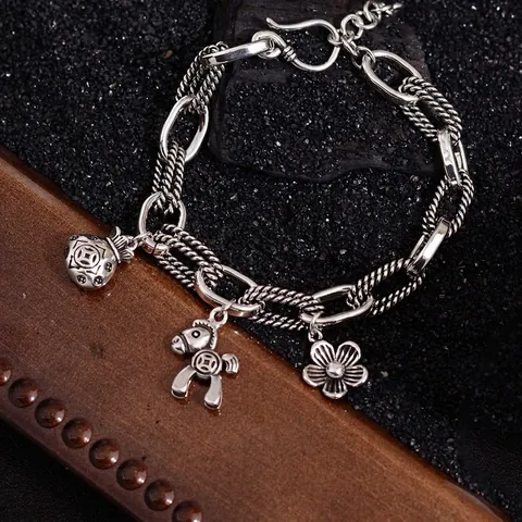 Bracelet en Cuivre Plaqué Argent Vintage Avec Charme de Cheval Fleur Sac de Fortune Bijoux de Mode Cadeau Femme