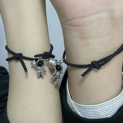 Braccialetti Magnetici Astronauta Per Coppie Con Ciondolo In Lega E Corda Intrecciata Regolabile Regalo