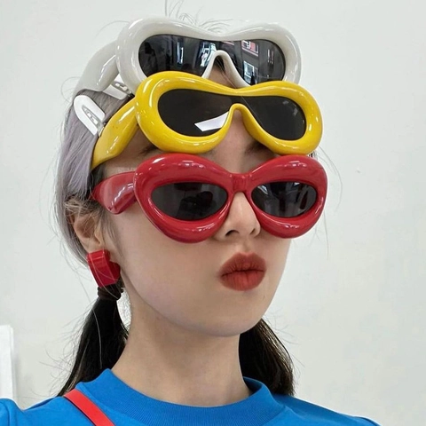 Occhiali Da Sole Cat Eye Montatura Spessa Gonfiata PC UV400 Protezione Festa Moda Occhiali Irregolari Donne Uomini