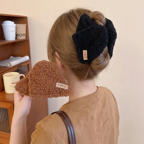Λούτρινο Τρίγωνο Κλαμερ Μαλλιών Μεγάλο Ακρυλικό Sherpa Fleece Κλιπ Καρχαρίας Ρετρό Μαλακό Φθινόπωρο Χειμώνας Για Γυναίκες