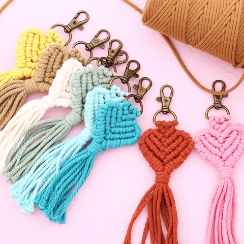 Portachiavi A Cuore Intrecciato A Mano Corda Di Cotone Nappa Bohemien Vintage Lega Chiusura A Moschettone Ciondolo Borsa