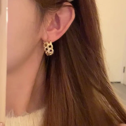 French Vintage Gold Plated Alloy Chain Link Hoop Earrings With Rhinestone Geometric Hollow Out Lightweight For Women