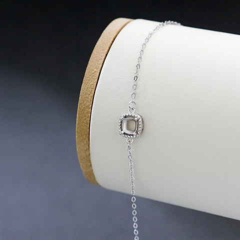 925 Sterling Zilveren Armband Met Vierkante Semi Mount Zetting Elegante Strass Accenten Verstelbare Ketting Voor Dames