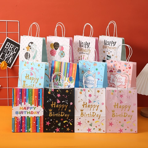 Happy Birthday Kraft Paper Gift Bags With Handles Festive Balloon Cake Pattern Party Favors Handheld Shopping Packaging Bags