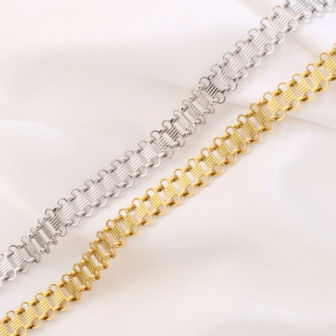 Fashion Stainless Steel Cuban Link Bracelet For Women Geometric Pattern Electroplated Gold Silver Hand Jewelry Gift Accessory