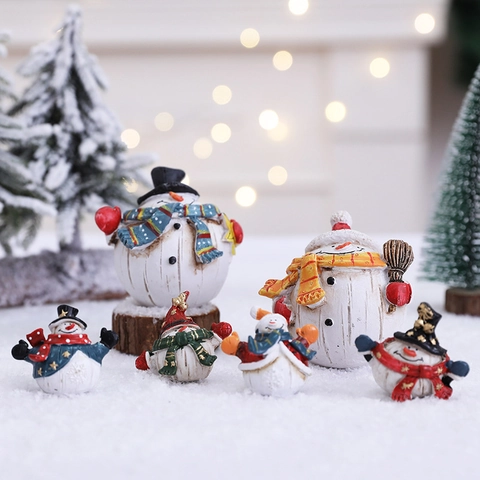Christmas Snowman Figurines Resin Wood Texture Ornaments Cute Standing Desktop Holiday Home Decor Colorful