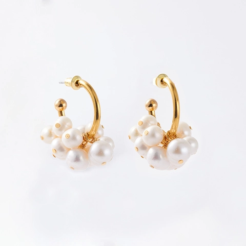 Orecchini a Bottone a Grappolo in Ottone con Perla d'Acqua Dolce e Perno in Argento Sterling 925 Placcato Oro 18K