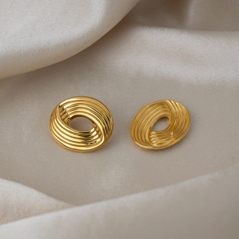 Collana E Orecchini A Lobo Ovali Con Righe A Spirale In Acciaio Inossidabile Placcato Oro 18K Impermeabile Per Donna