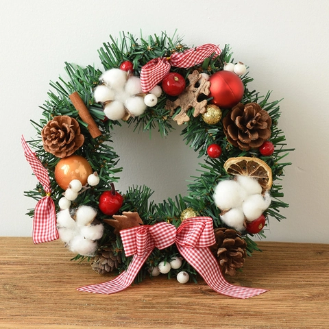 Corona De Navidad Artificial Con Agujas De Pino Piñas Bolas De Algodón Lazos De Cuadros Para Puerta De Entrada Pared Decoración Rústica